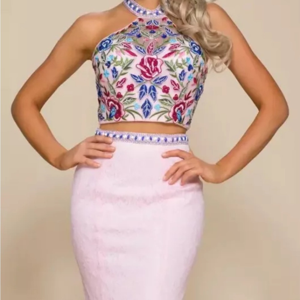 GORGEOUS BRAND NEW NOX ANABEL